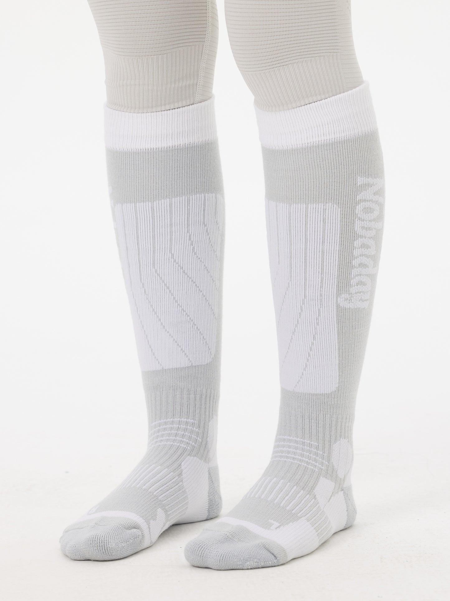 Odor-Resistant Performance Ski Socks White