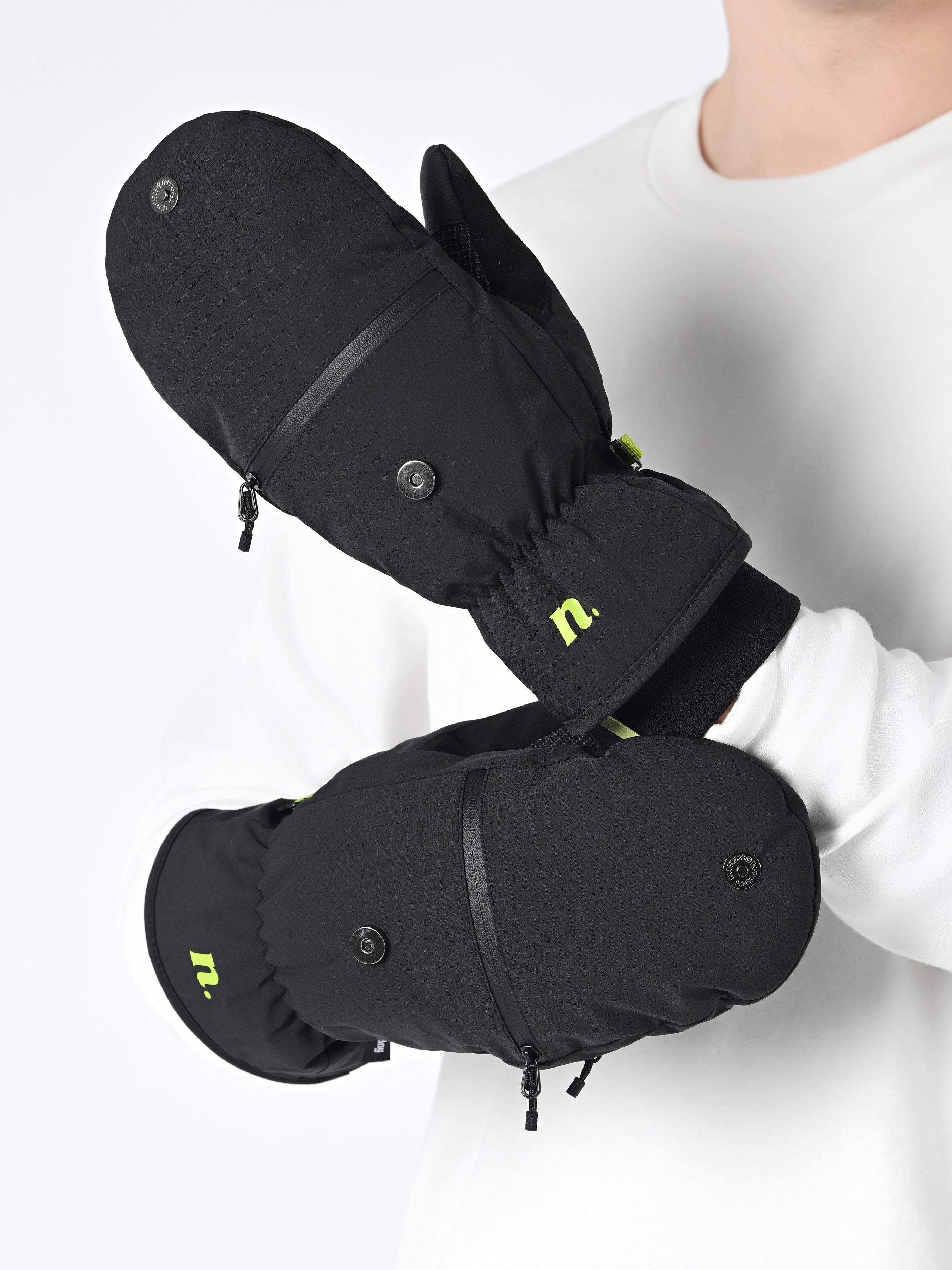 Nobaday High-Five Mittens Black