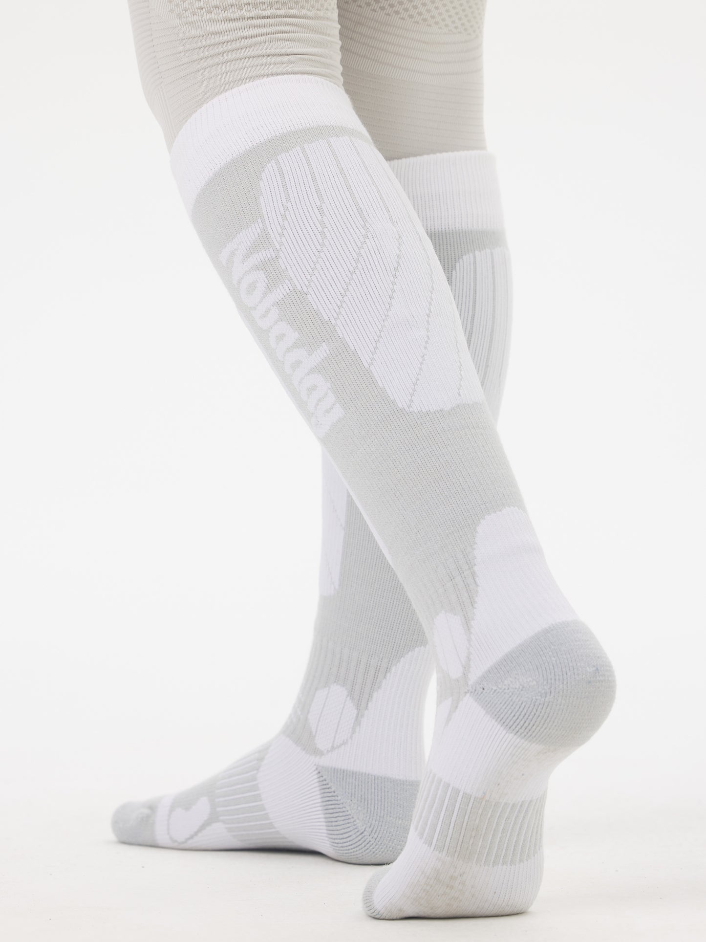 Odor-Resistant Performance Ski Socks White