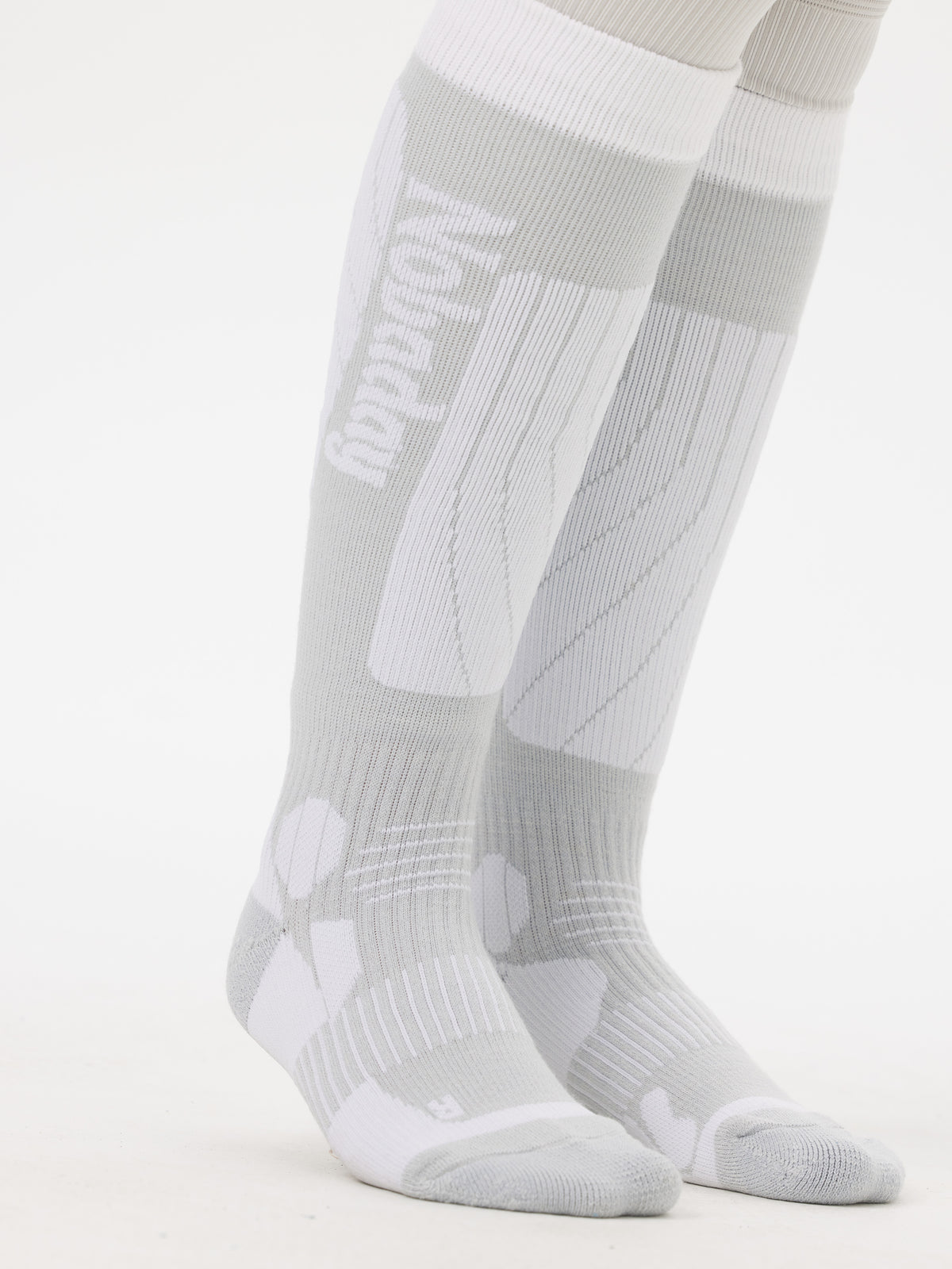 Odor-Resistant Performance Ski Socks White