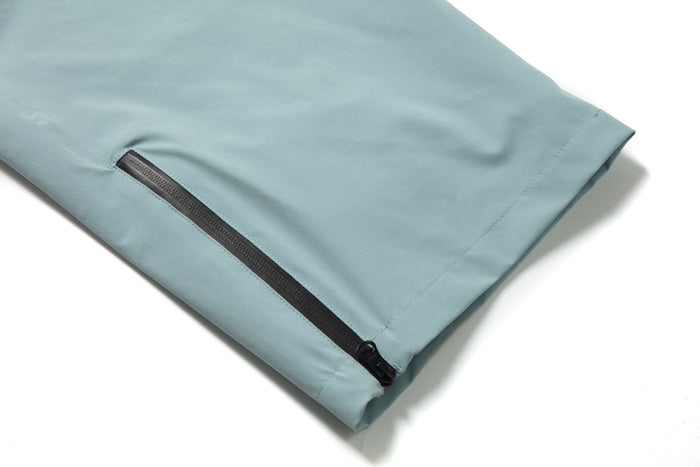 Adjustable Leg Openings
