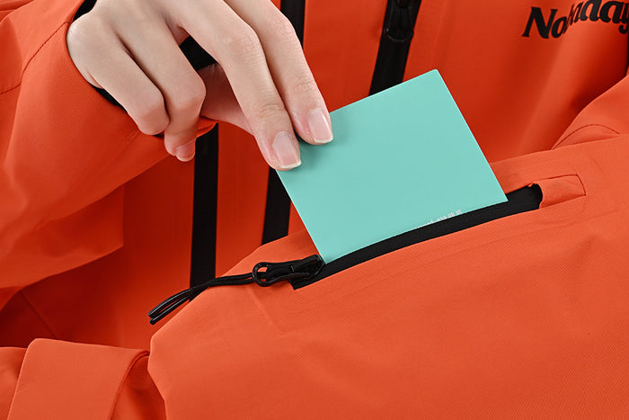 Lift Pass Pocket