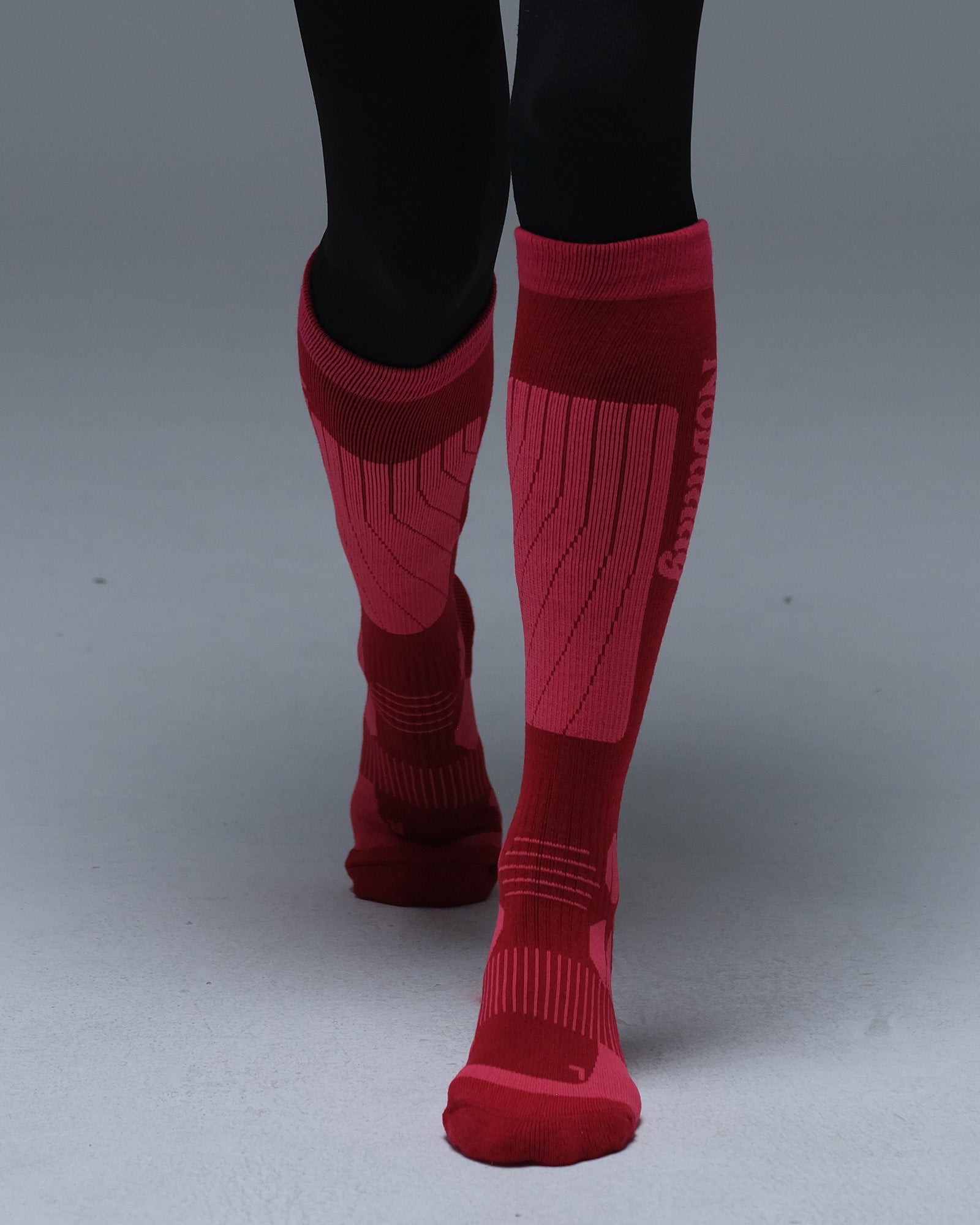 Nobaday Odor-Resistant Performance Ski Socks Pink