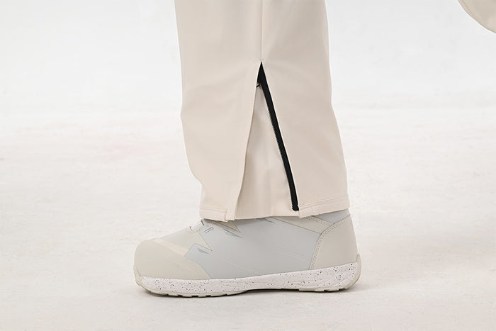 Adjustable Leg Openings