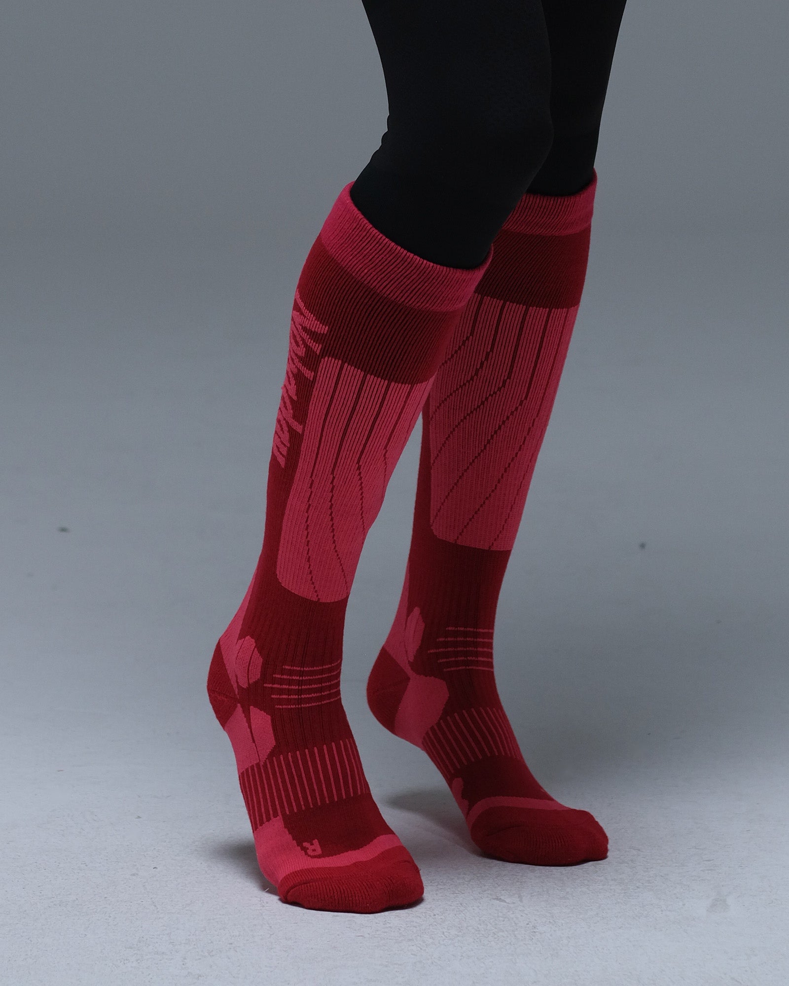 Nobaday Odor-Resistant Performance Ski Socks Pink