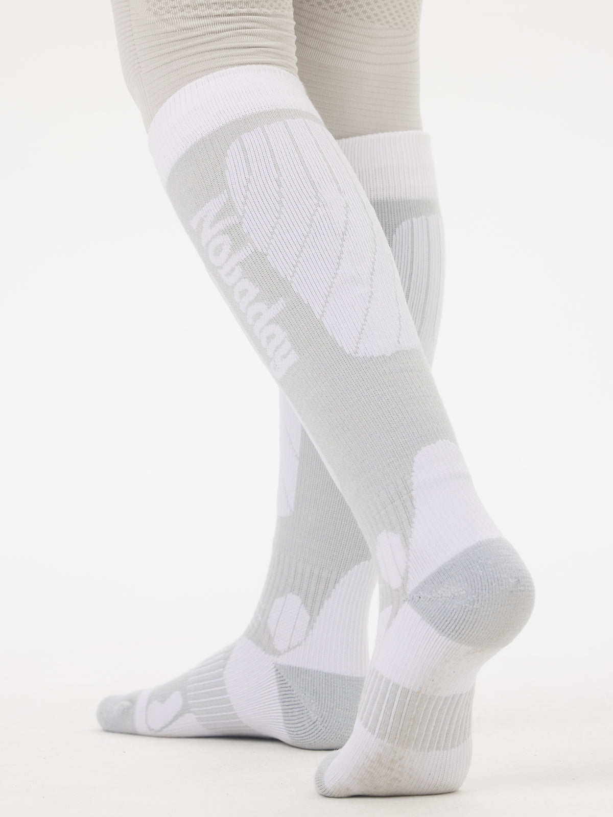 Odor-Resistant Performance Ski Socks White