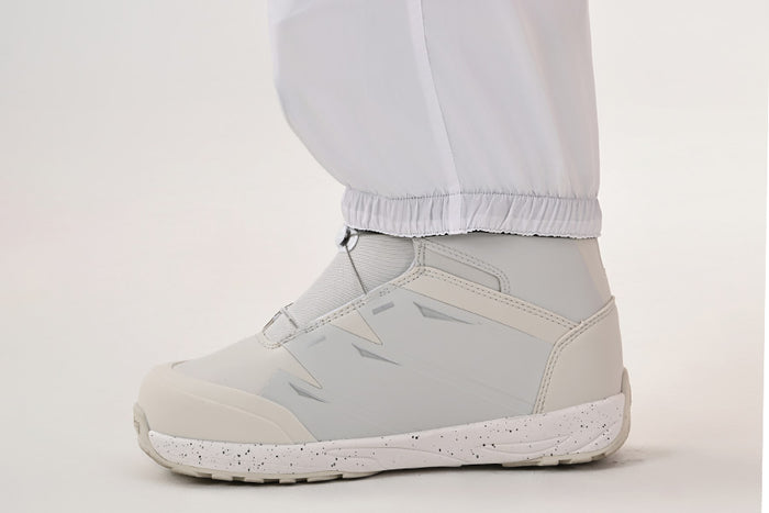 Built-In Snow Gaiters