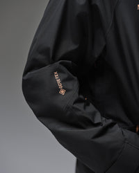Close-up of the sleeve on the Black NOBADAY Men’s Summit GORE-TEX snow jacket with GORE-TEX logo