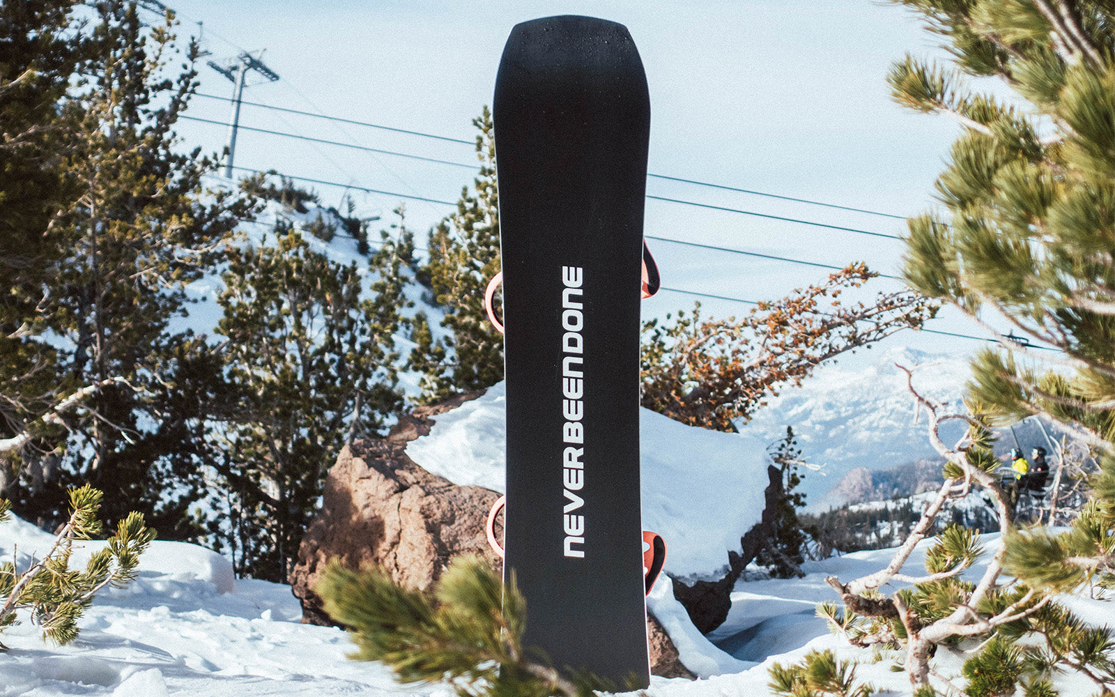 Blackboard Pro 5.0 Camber Snowboard lifestyle image 2